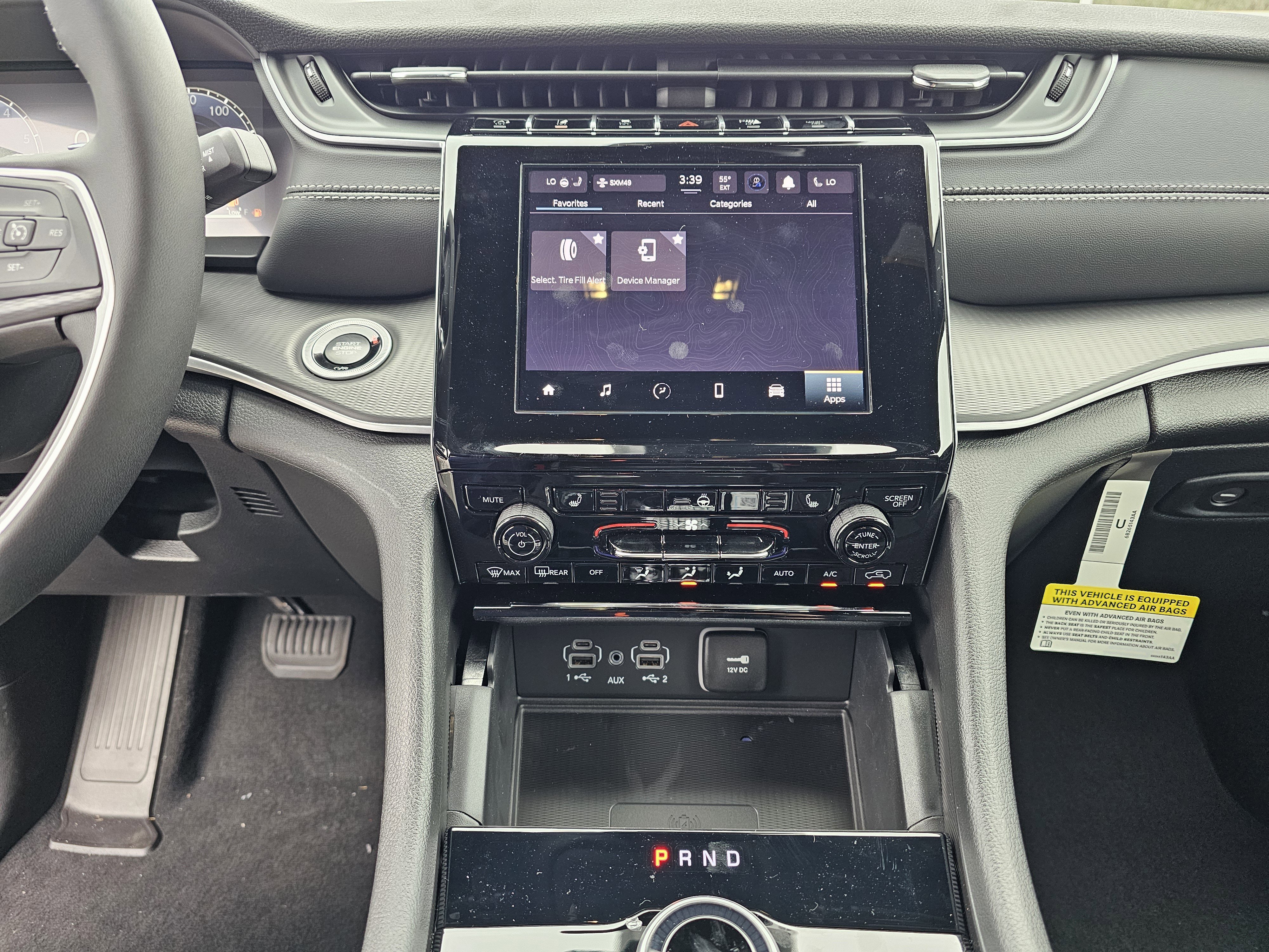 New 2025 Jeep Grand Cherokee Altitude image 24