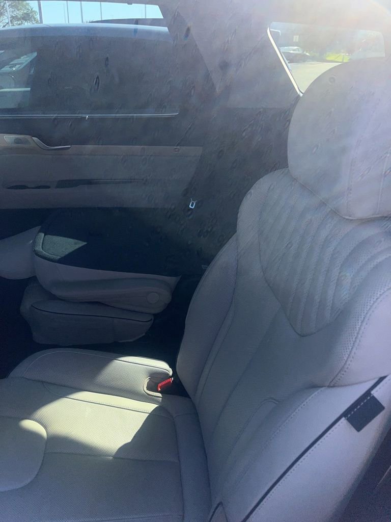 Used 2024 Hyundai Palisade Limited image 8