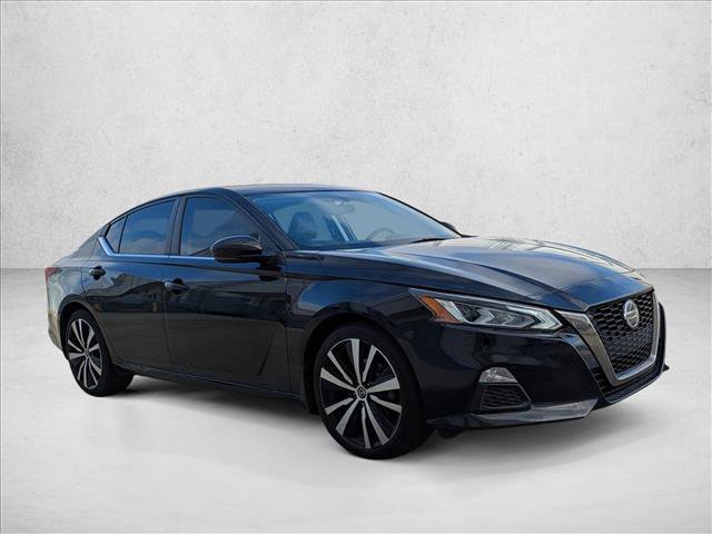 Used 2019 Nissan Altima 2.5 SR w/ SR Premium Package image 3