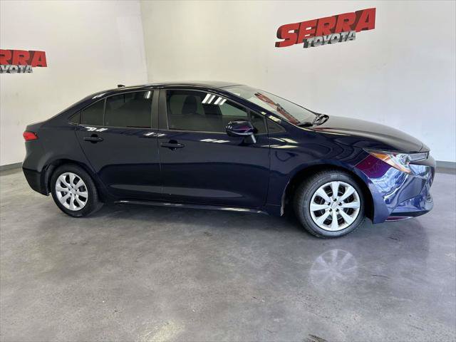 Certified 2022 Toyota Corolla LE FWD image 2