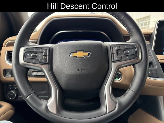 Used 2024 Chevrolet Suburban Premier image 15