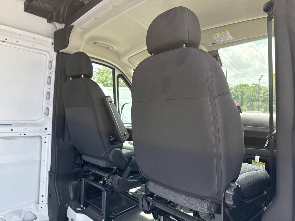 Used 2026 RAM ProMaster 2500 w/ Safety Group FWD image 11