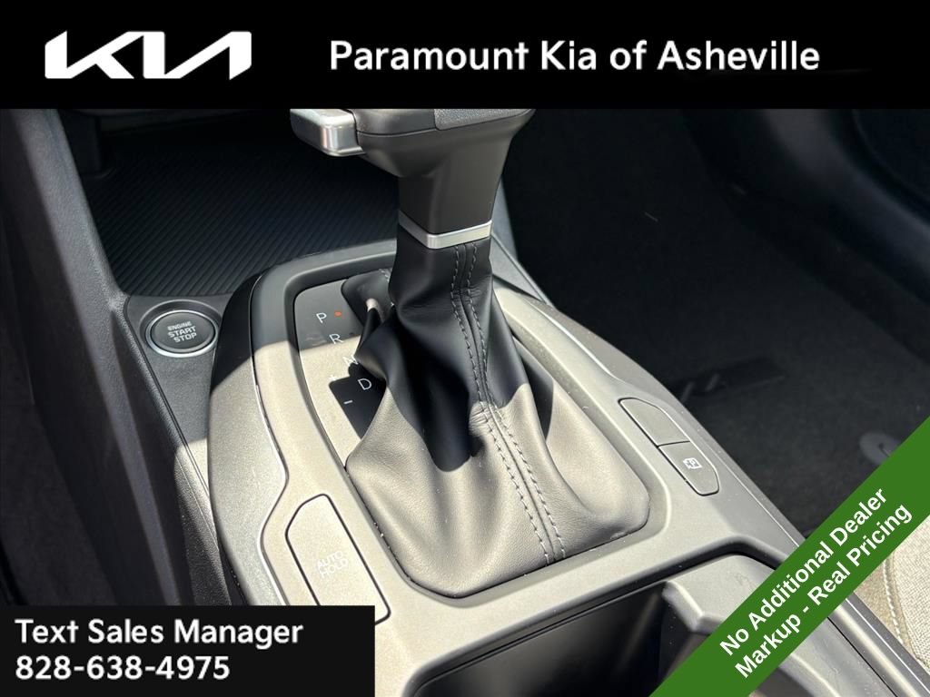 New 2026 Kia K4 FWD image 27