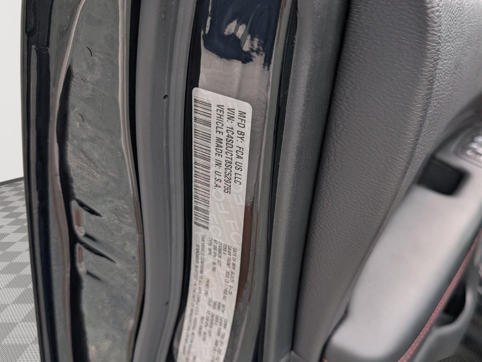 Used 2025 Dodge Durango R/T w/ Blacktop Package AWD/4WD image 17