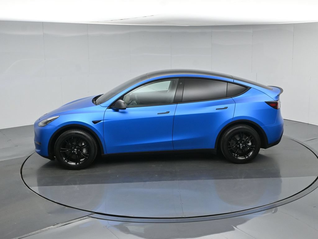 Used 2022 Tesla Model Y Long Range AWD/4WD image 42