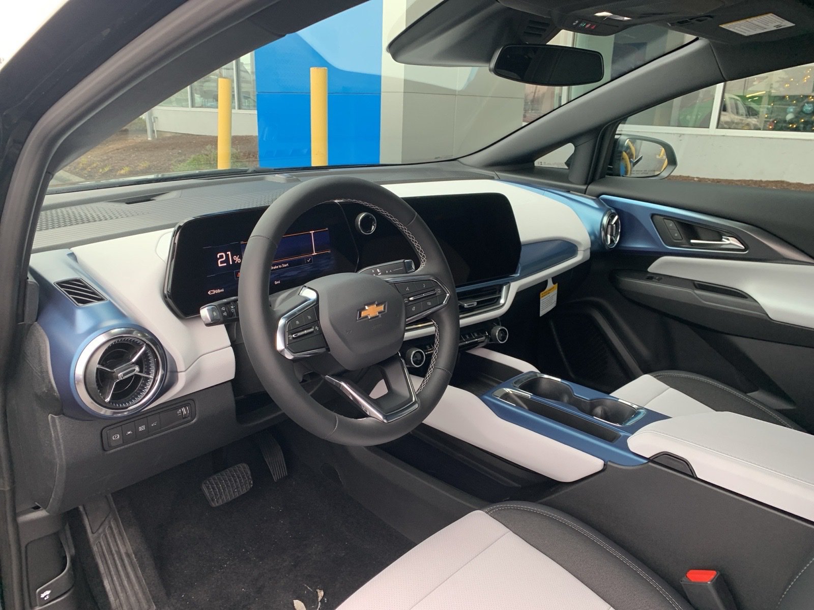 New 2026 Chevrolet Equinox EV LT FWD image 19
