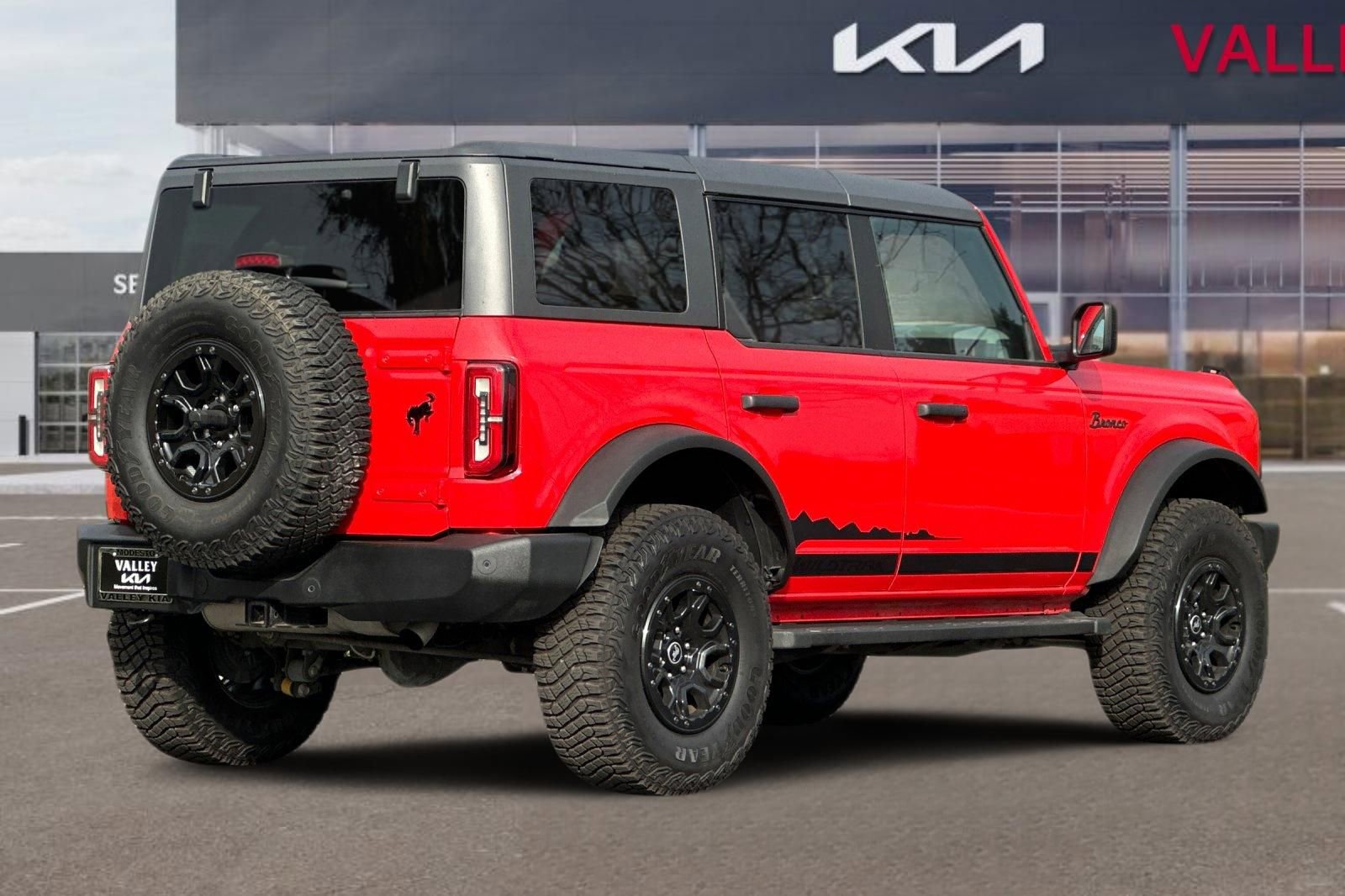 Used 2022 Ford Bronco Wildtrak image 4