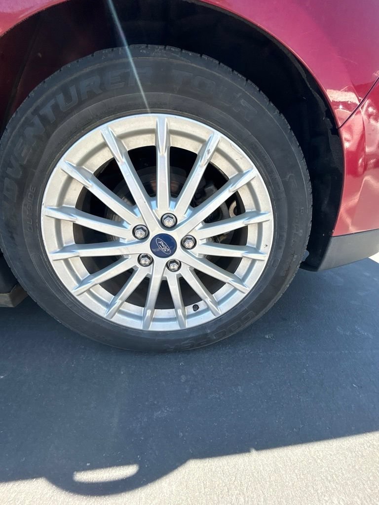 Used 2015 Ford C-MAX Energi SEL w/ Equipment Group 301A FWD image 7