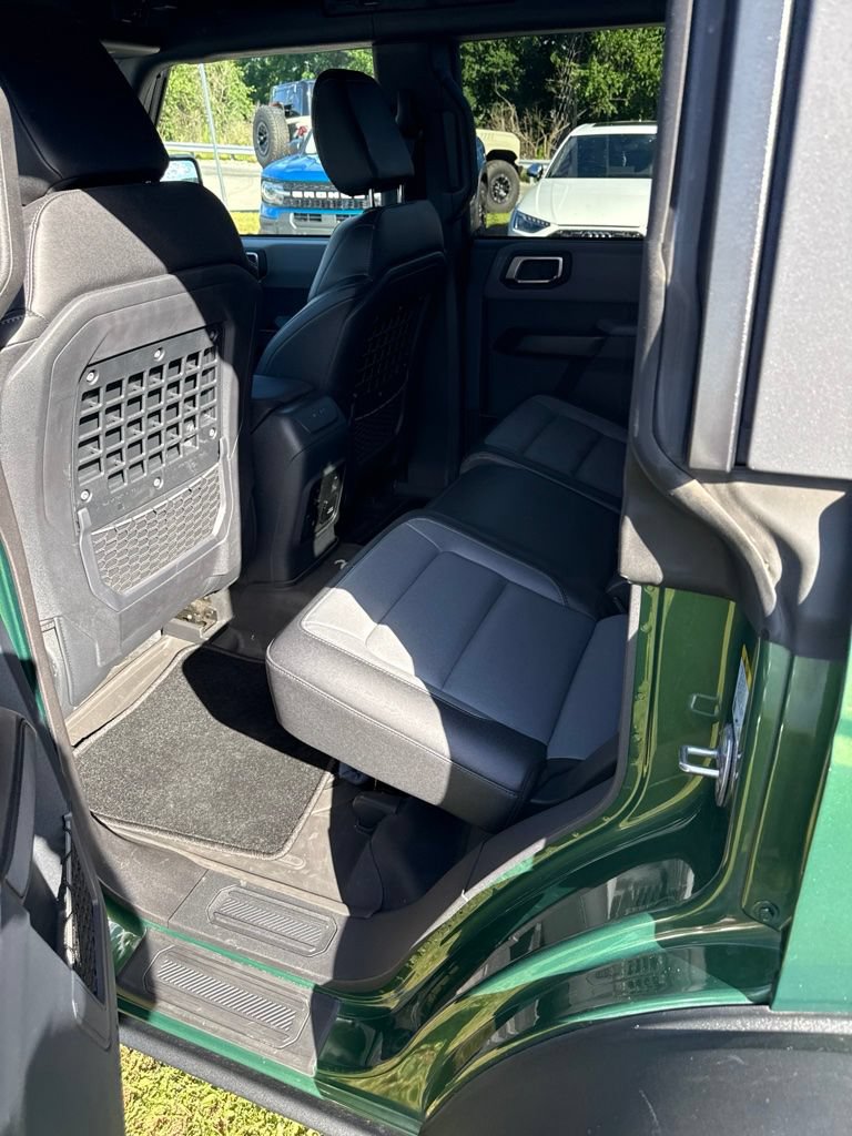 Used 2024 Ford Bronco Everglades AWD/4WD image 6