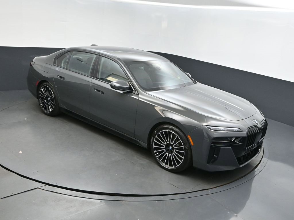 New 2026 BMW 740i w/ Executive Package image 35