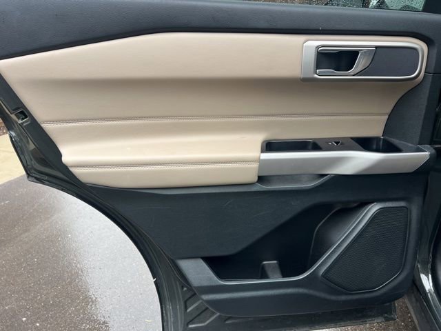 Used 2024 Ford Explorer XLT w/ Equipment Group 202A image 17