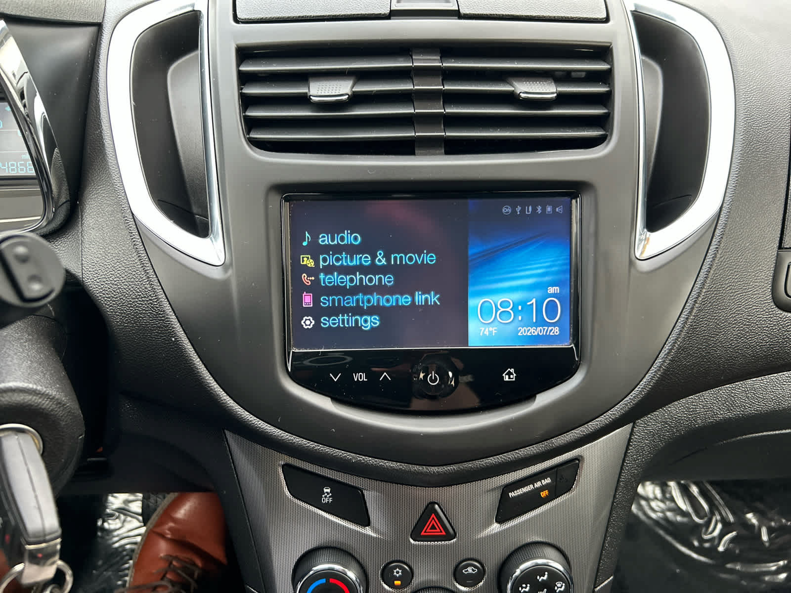 Used 2016 Chevrolet Trax LTZ AWD/4WD image 16