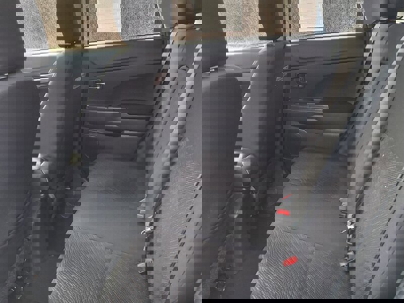 Used 2013 Mitsubishi Outlander Sport SE image 24