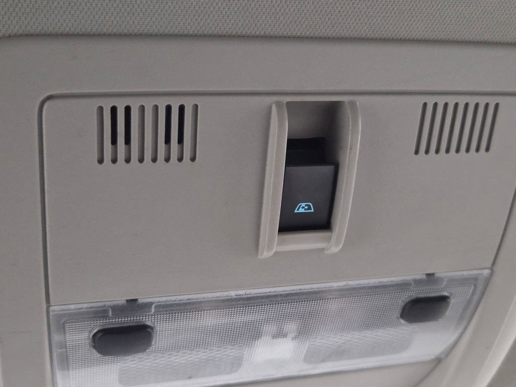 Used 2011 Chevrolet Silverado 2500 LTZ image 23