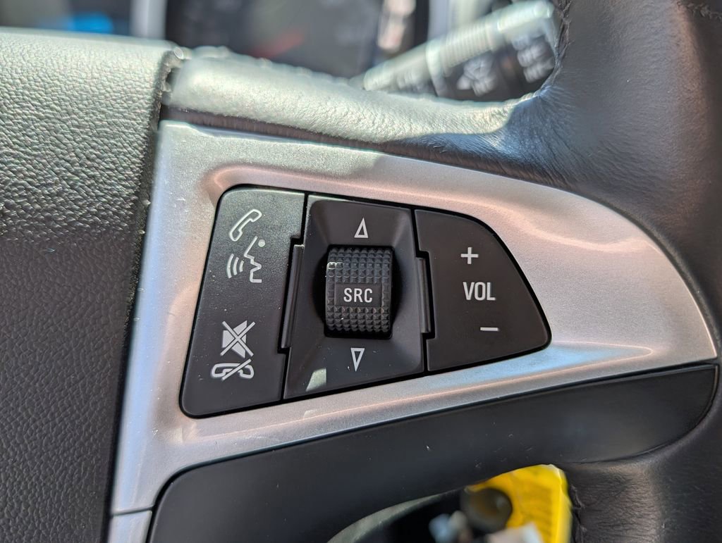 Used 2017 Chevrolet Equinox LT w/ Sport Edition image 40