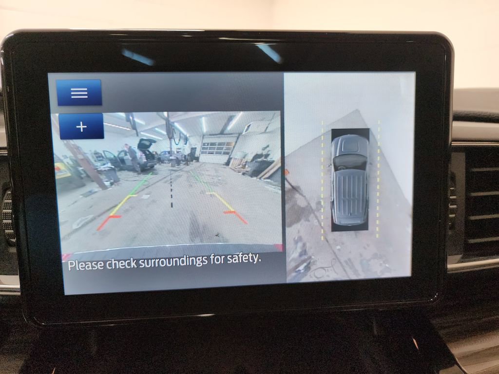 Used 2021 Ford Explorer Limited w/ Equipment Group 301A image 19