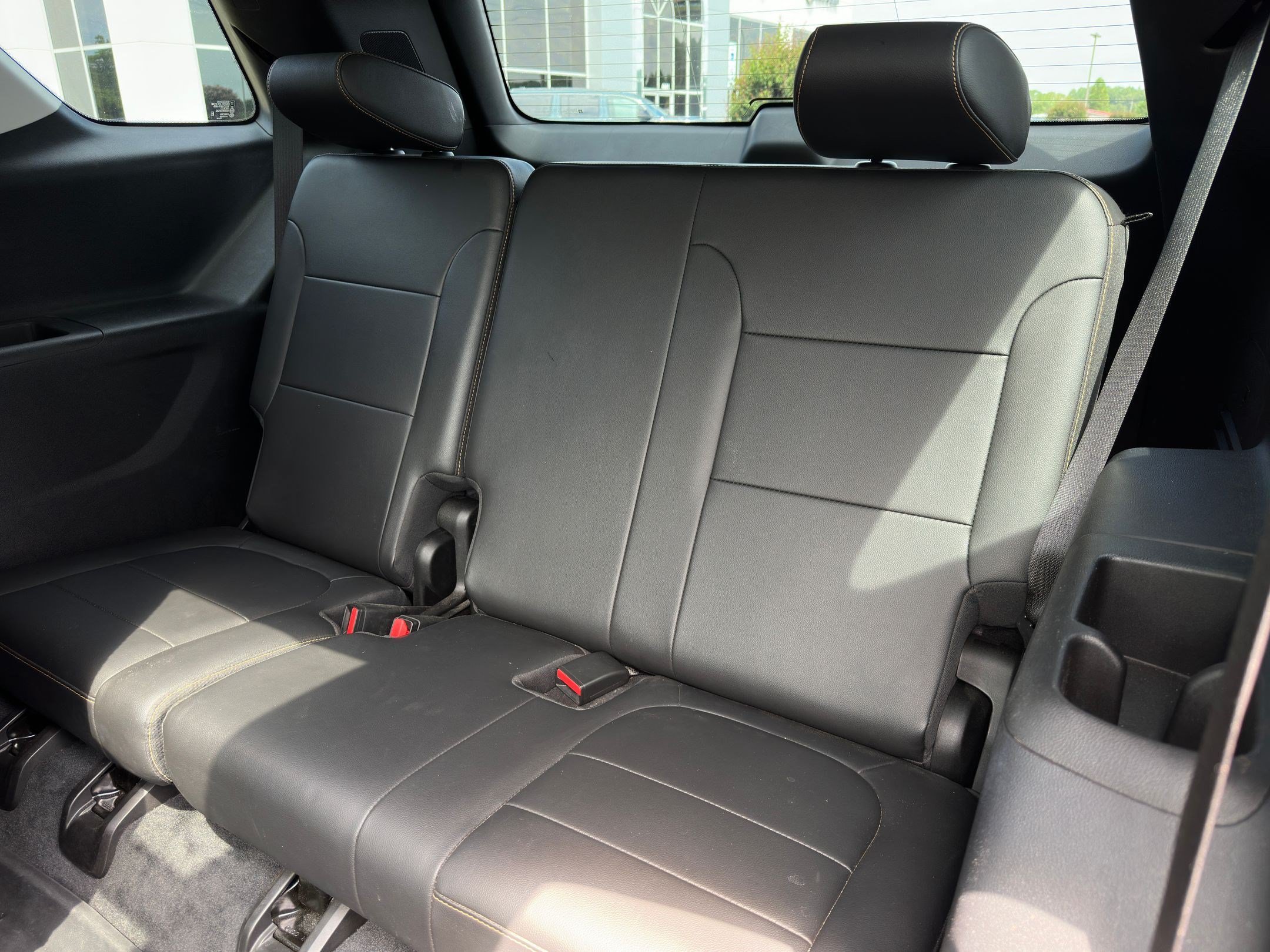 Used 2021 Chevrolet Traverse Premier w/ Redline Edition FWD image 20