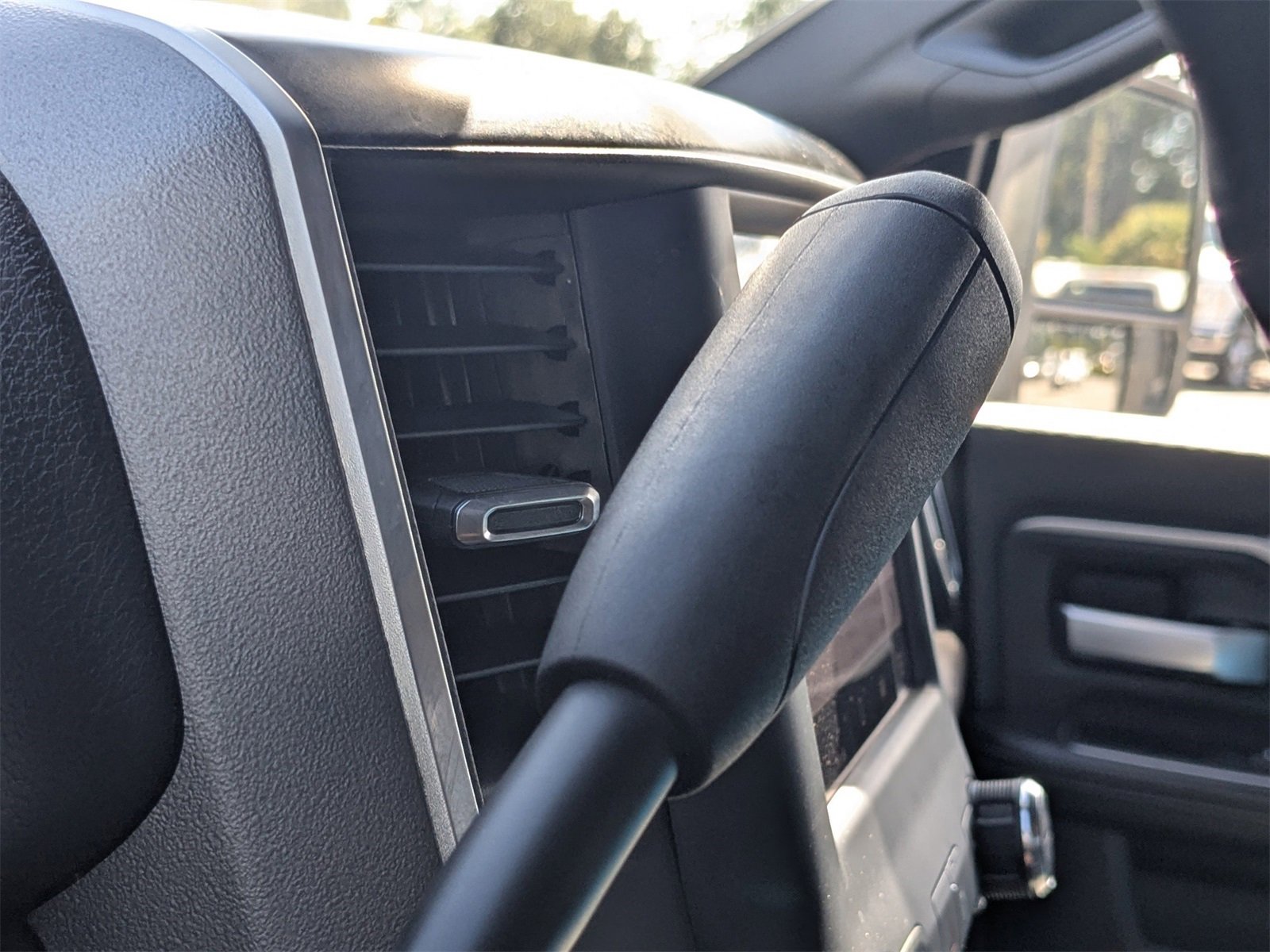 Used 2024 RAM 2500 Big Horn image 27