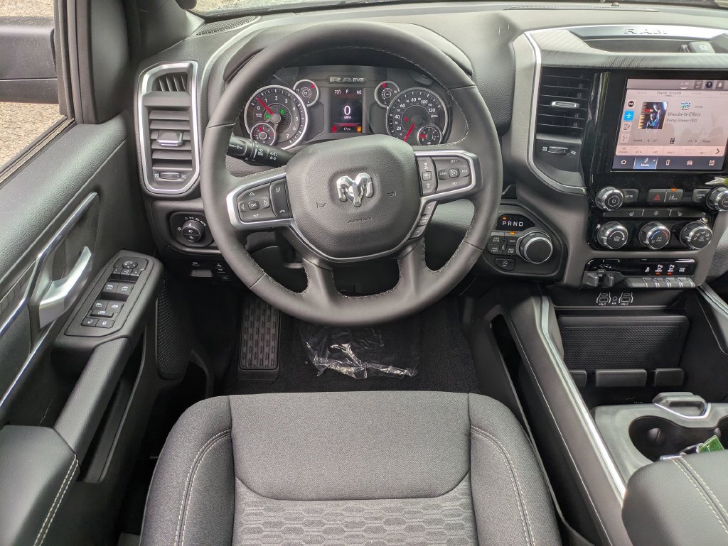 New 2026 RAM 1500 Big Horn AWD/4WD image 14