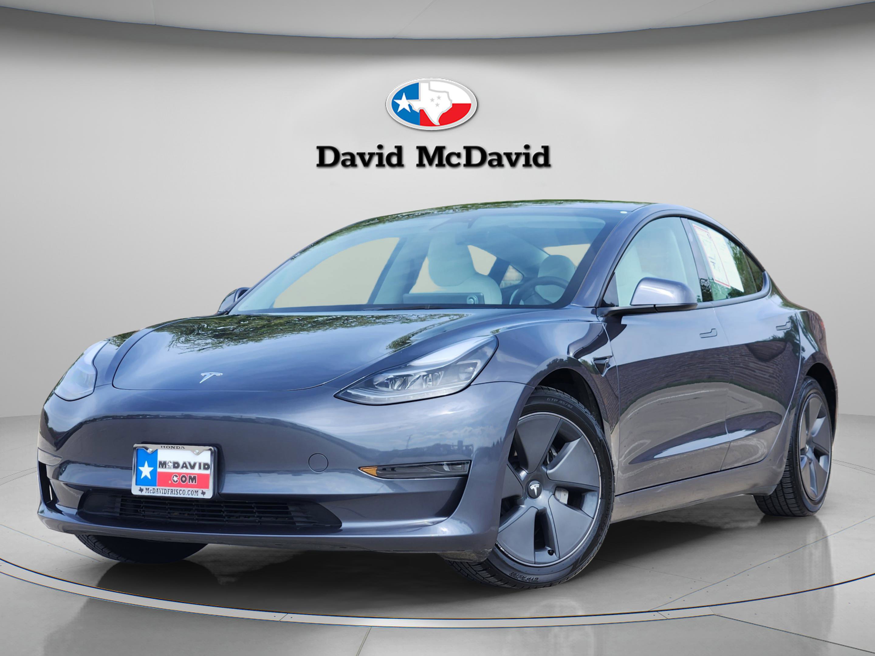 Used 2023 Tesla Model 3 Standard Range image 1