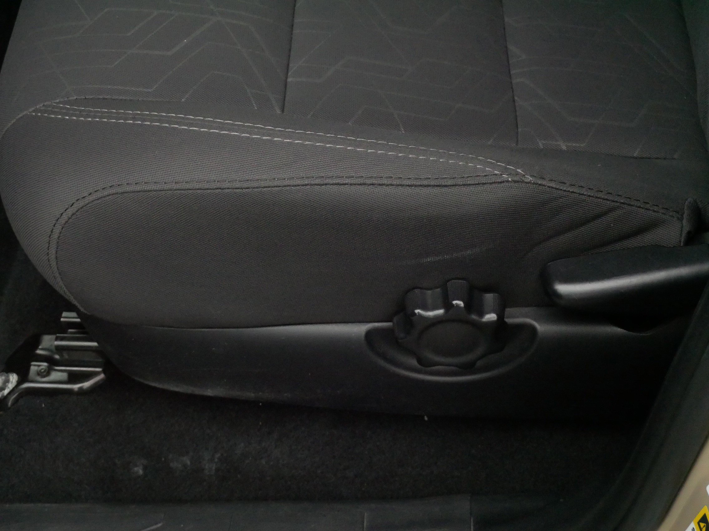 Used 2017 Toyota Tacoma TRD Off-Road w/ Tow Package (A/T) image 20