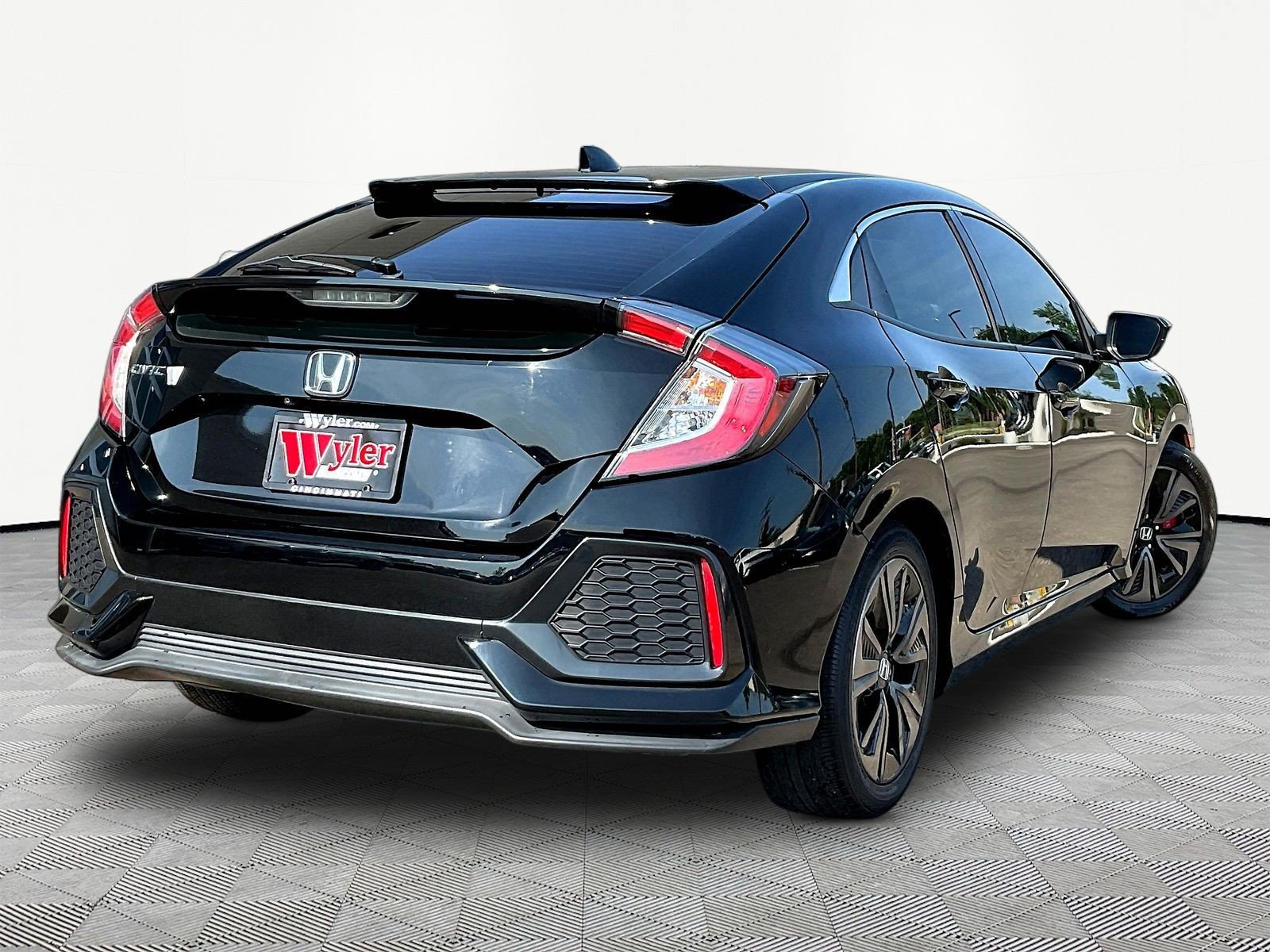 Used 2017 Honda Civic EX image 6