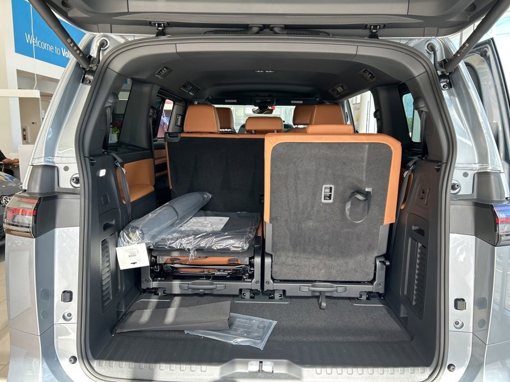 New 2025 Volkswagen ID. Buzz Pro S image 46