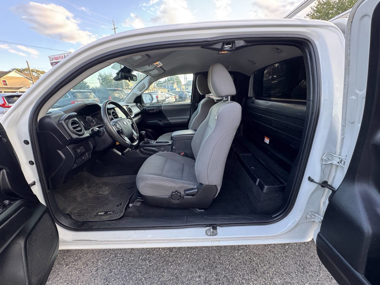 Used 2020 Toyota Tacoma SR image 55