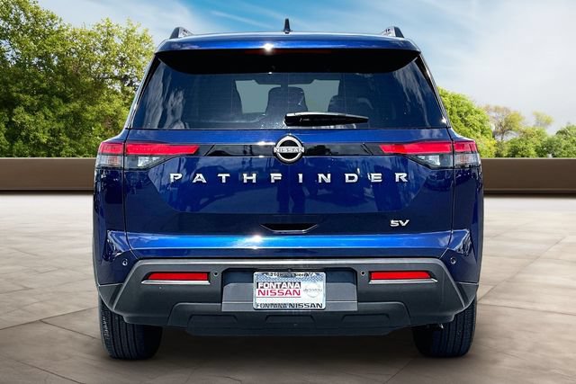 Certified 2024 Nissan Pathfinder SV FWD image 5