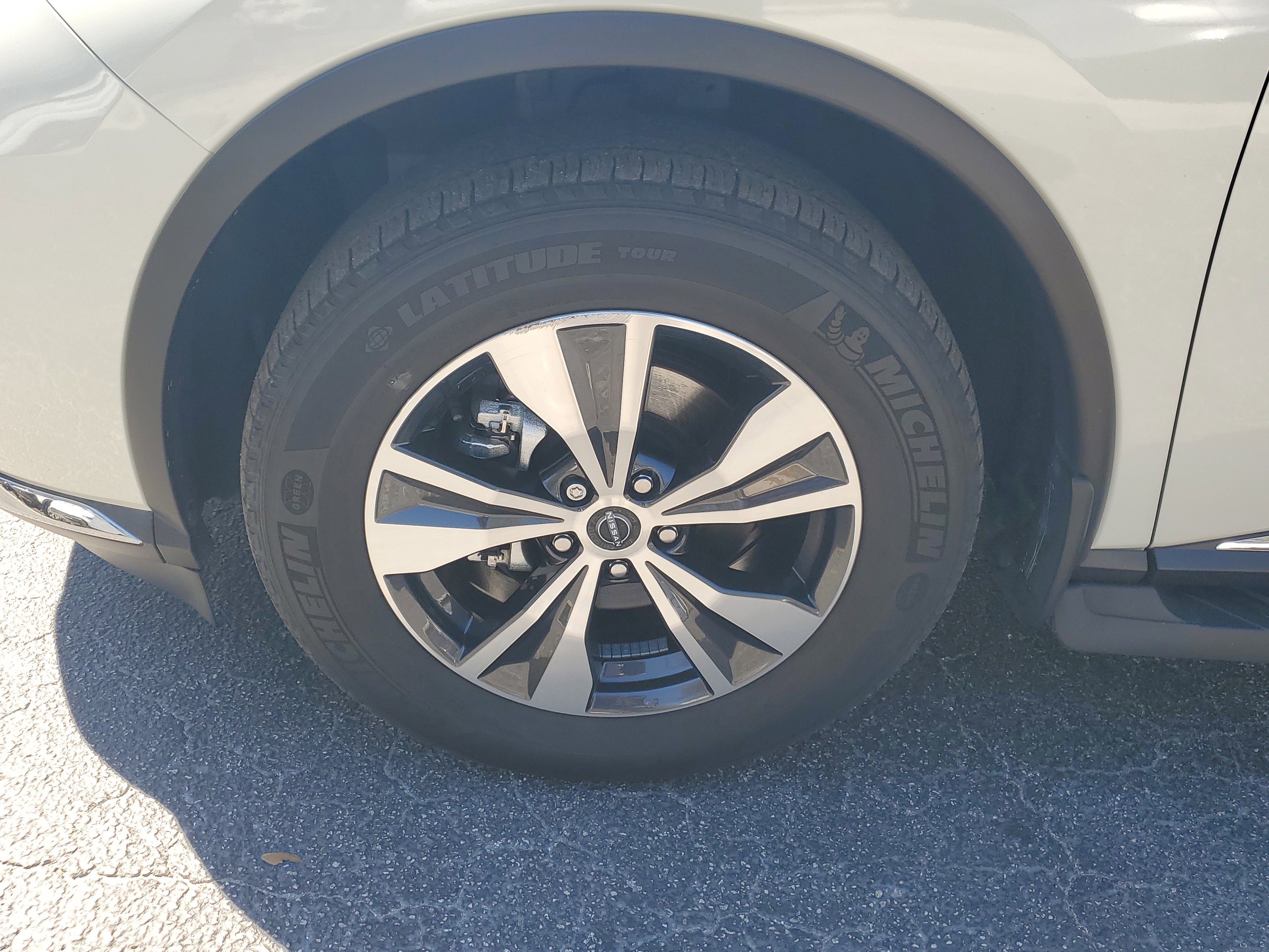 Certified 2023 Nissan Murano SV image 4