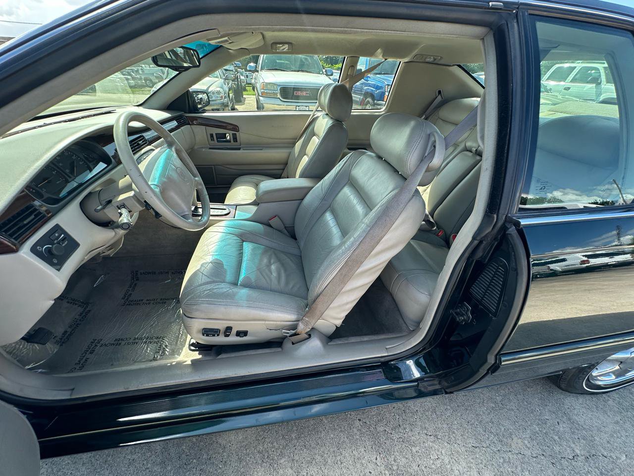 Used 2000 Cadillac Eldorado Touring FWD image 32