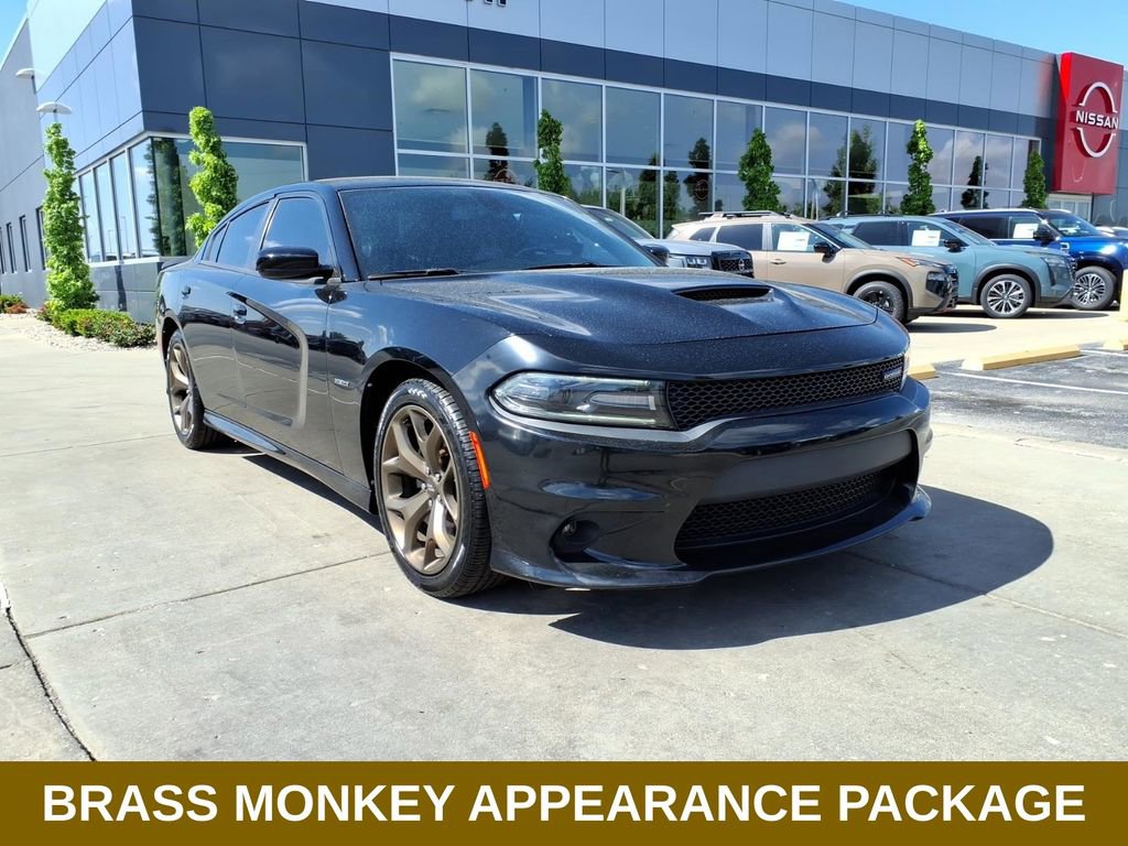 Used 2019 Dodge Charger R/T w/ Plus Group RWD image 2