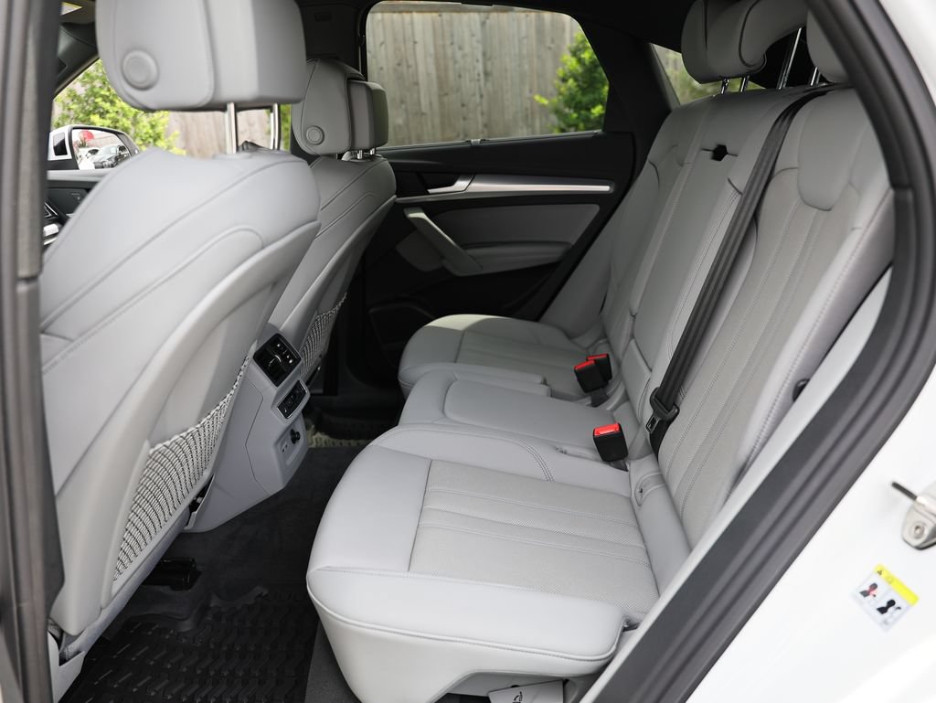 Used 2023 Audi Q5 2.0T Prestige w/ Prestige Package AWD/4WD image 25