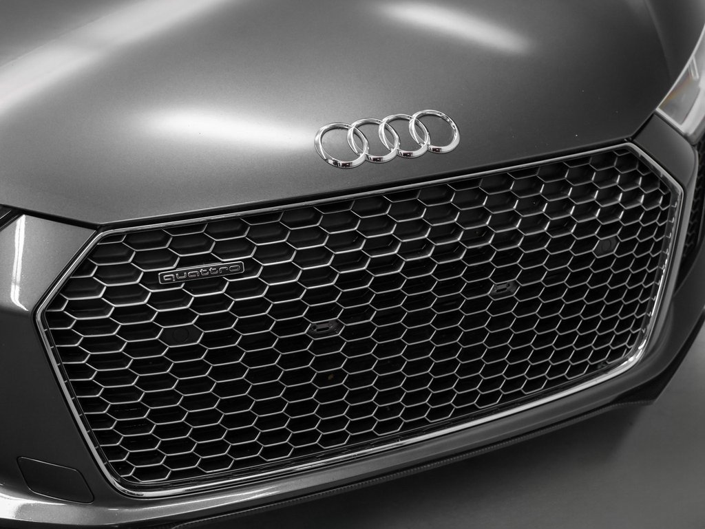Used 2017 Audi R8 V10 plus image 11