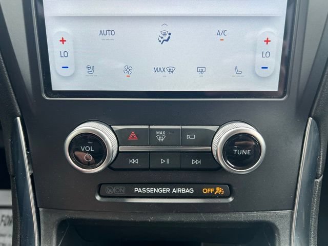 Used 2024 Ford Edge Titanium AWD/4WD image 19