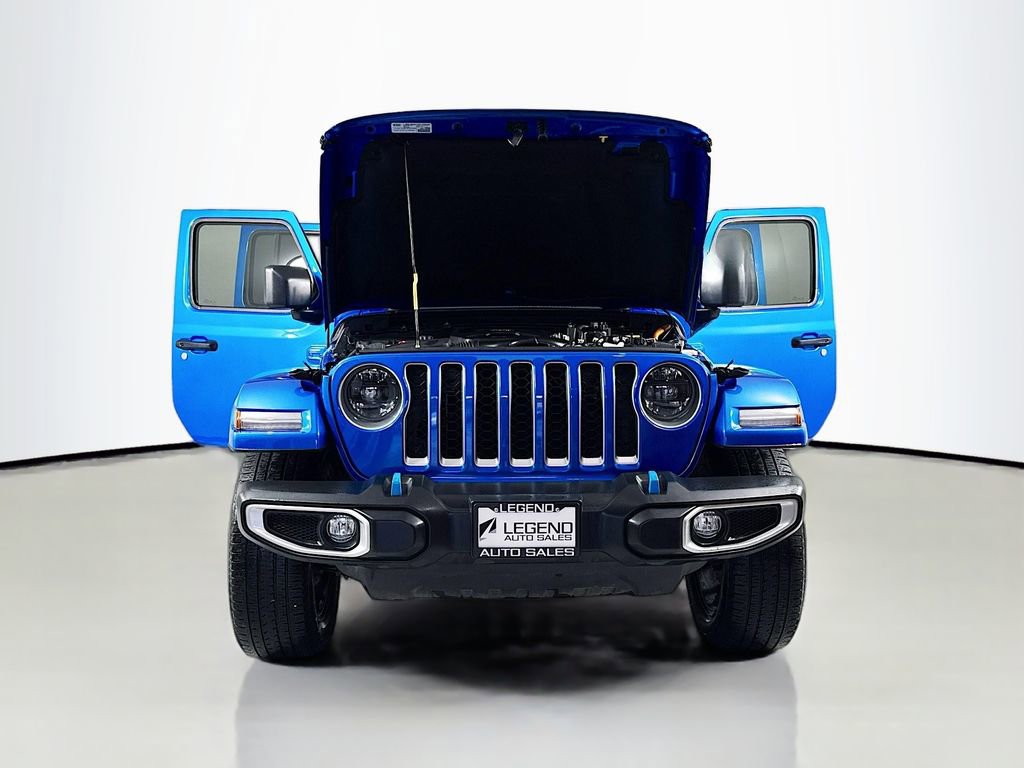 Used 2023 Jeep Wrangler Unlimited Sahara w/ Cold Weather Group AWD/4WD image 26
