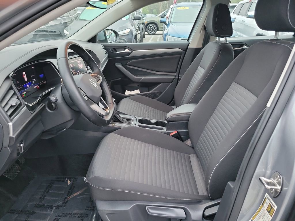 Used 2023 Volkswagen Jetta S image 14