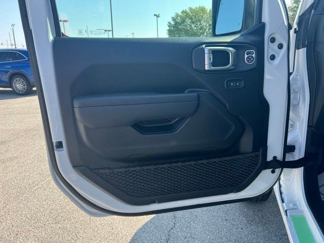 New 2026 Jeep Wrangler Unlimited Sport AWD/4WD image 10