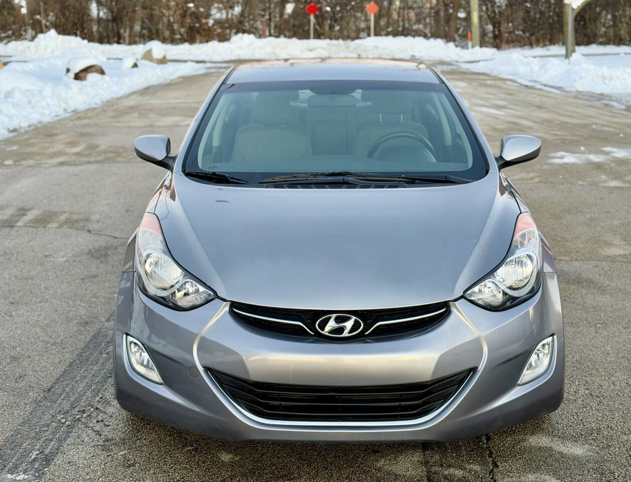 Used 2013 Hyundai Elantra GLS w/ Preferred Pkg image 2