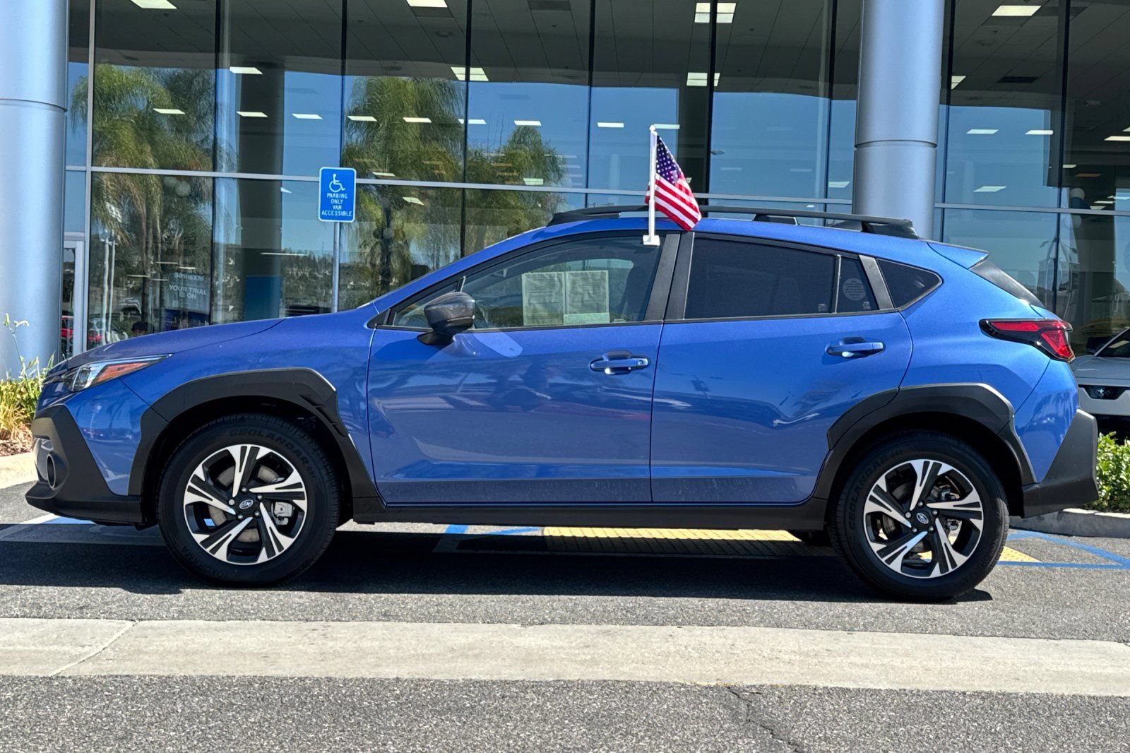 Certified 2025 Subaru Crosstrek 2.5i Premium AWD/4WD image 9