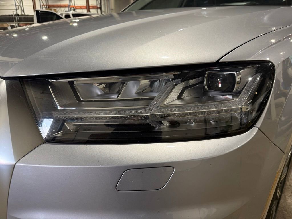 Used 2018 Audi Q7 3.0T Prestige w/ Prestige Package image 10