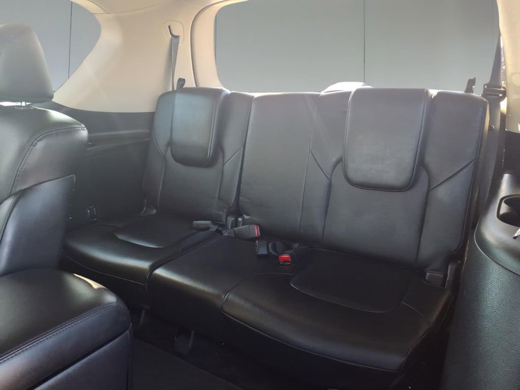 Used 2023 Nissan Armada SL w/ Captain's Chairs Package image 30