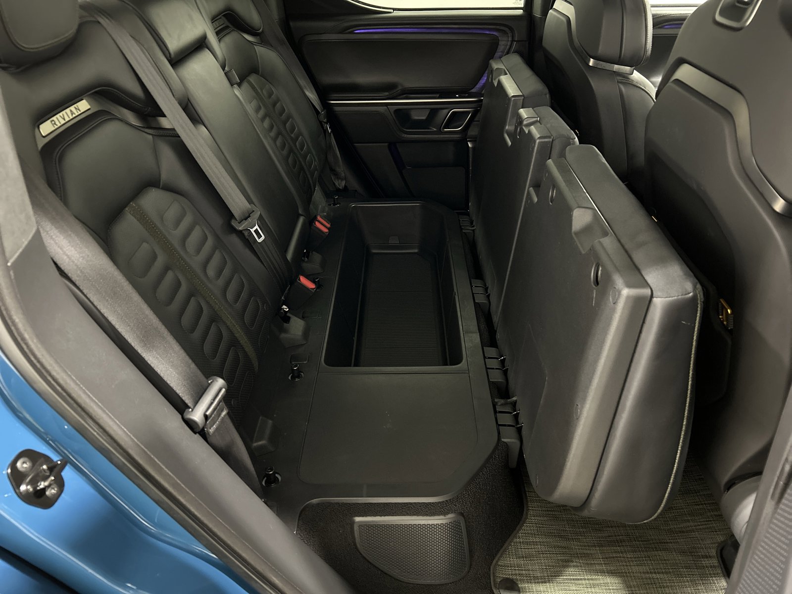 Used 2023 Rivian R1T Adventure image 24