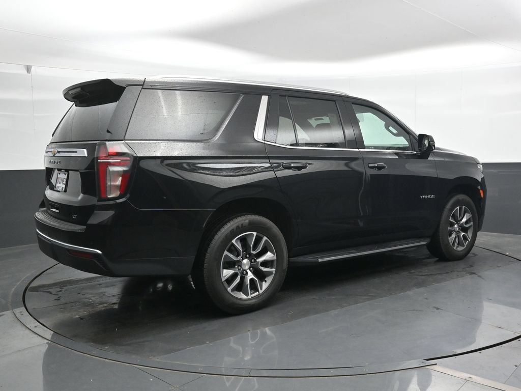Used 2022 Chevrolet Tahoe LT w/ Luxury Package AWD/4WD image 2