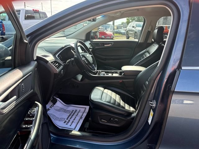 Used 2019 Ford Edge SEL w/ Equipment Group 201A FWD image 9