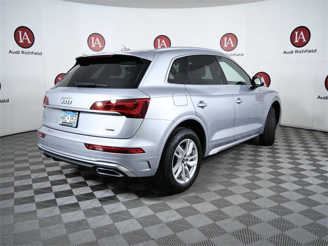 Used 2022 Audi Q5 2.0T Premium w/ Convenience Package image 8