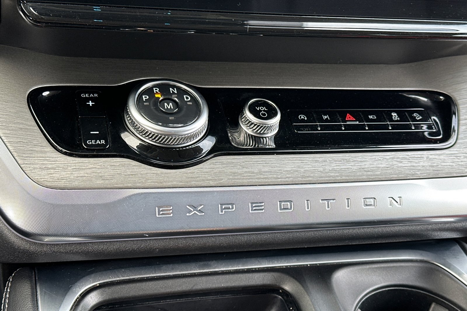 Used 2025 Ford Expedition Max Platinum AWD/4WD image 21