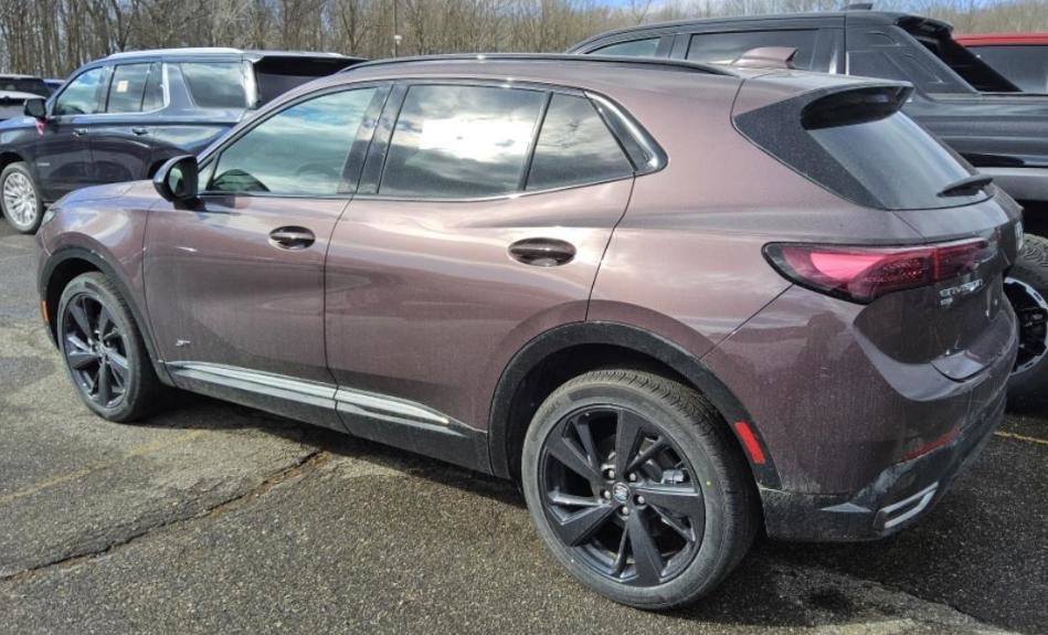 Used 2025 Buick Envision Sport Touring image 6