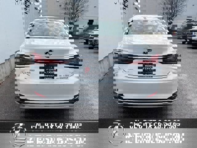 Used 2021 Lexus ES 250 w/ Premium Package image 4