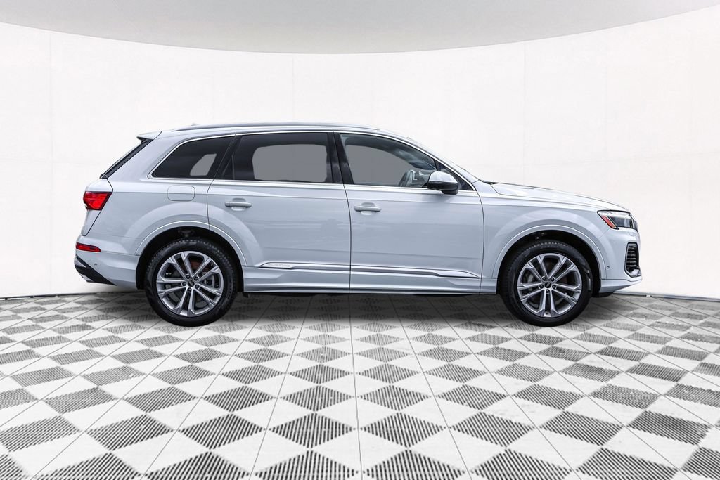 Used 2025 Audi Q7 3.0T Premium Plus AWD/4WD image 11